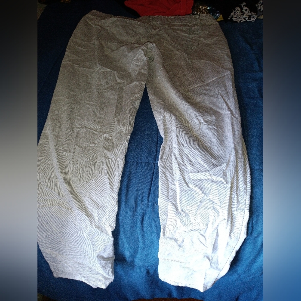 Pants - Picture 3 of 3